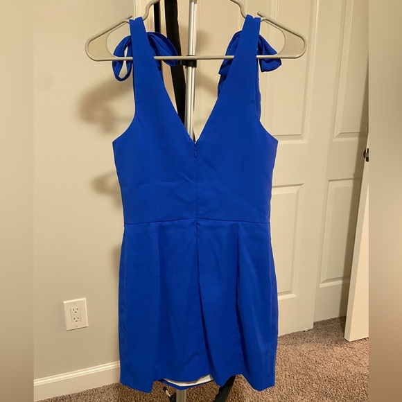 NWT formal mini dress with bow straps - Picture 3 of 5